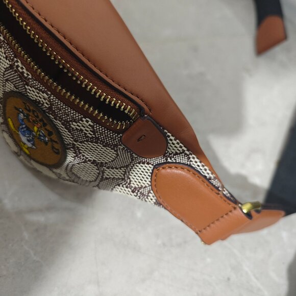 Disney x Coach Signature Jacquard Belt Bag - Picture 6 of 7
